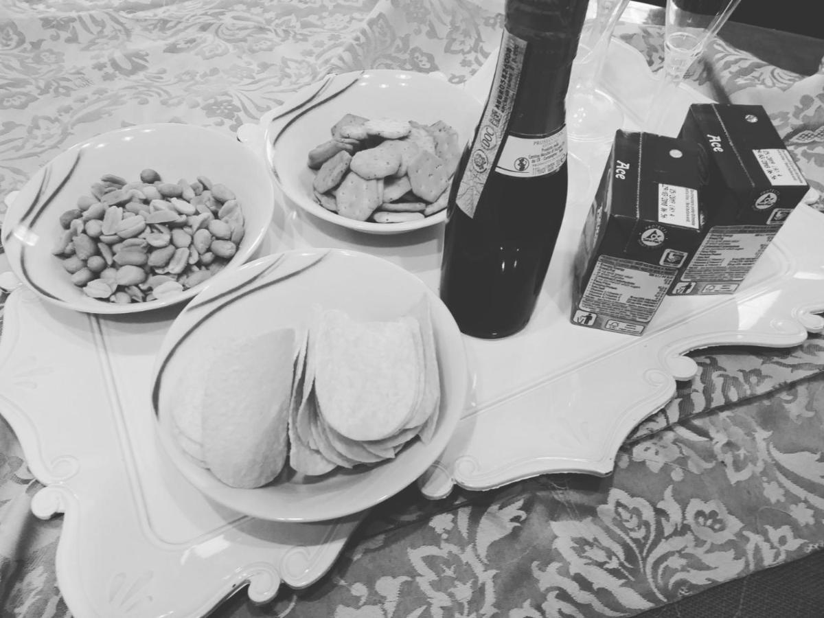 B&B Nonna Teresa Taurisano ภายนอก รูปภาพ